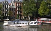 8 hour layover Amsterdam