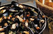伝統料理とグルメ案内