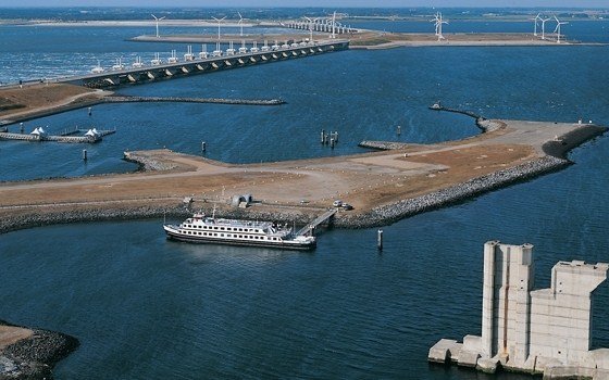 the oosterscheldekering (easterscheld strum surge barrier) part of the Dutch Deltaworks