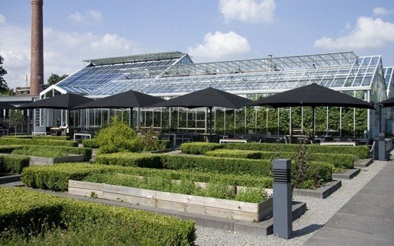 Exterior of resaurant de Kas (restaurant the Greenhouse)