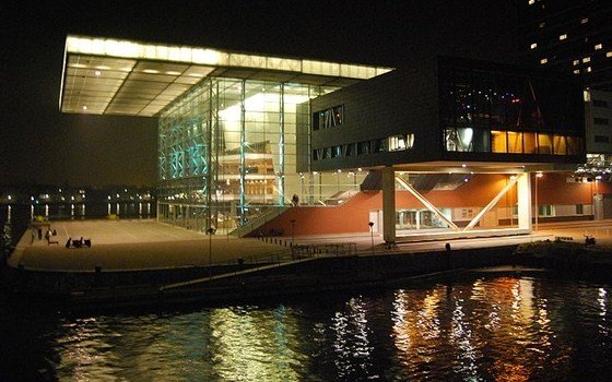 Muziekgebouw aan't ij and the Bimhuis in Amsterdam