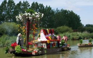Der Bootskorso Westland Der Bootskorso Westland