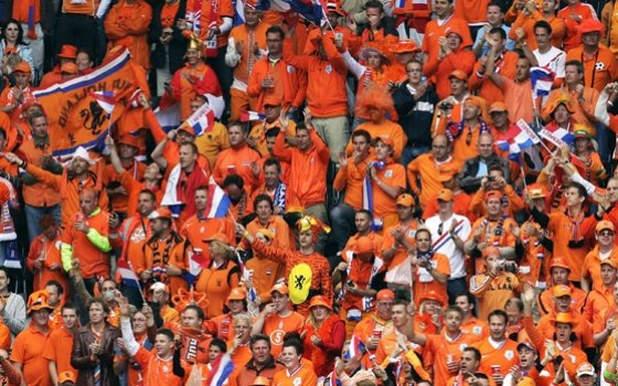 pourquoi la hollande en orange