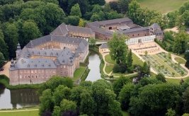 Neuss