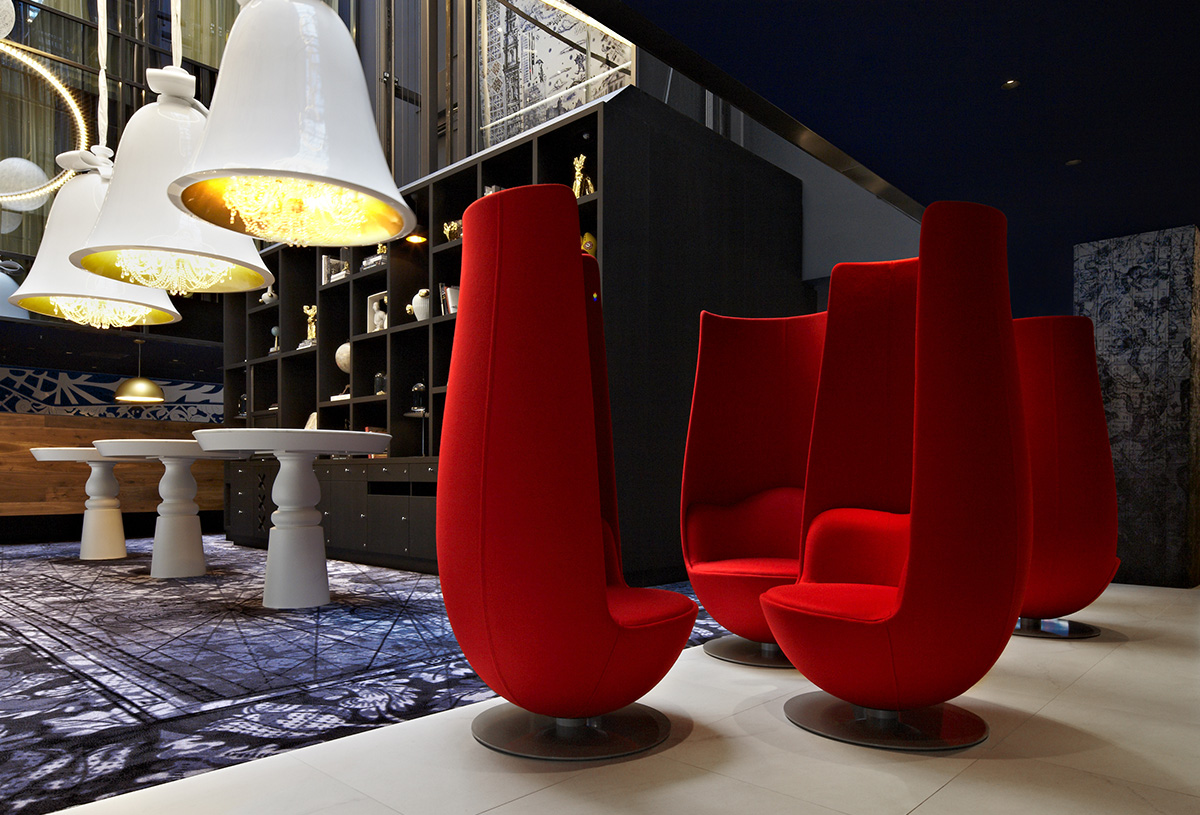 Tulip chairs in Andaz Amsterdam Prinsengracht Hotel