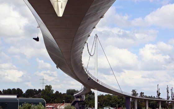 A modern bicycle suspension brige to ijburg