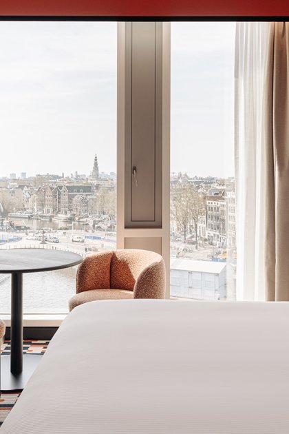 DoubleTree by Hilton Amsterdam Centraal Station rooms