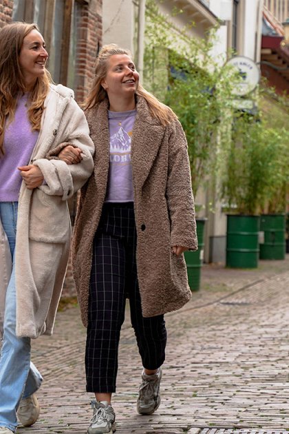 Ladies enjoy downtown Amersfoort
