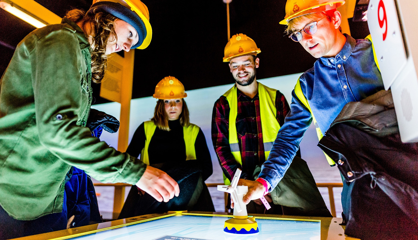 Visitors Maritime Museum Rotterdam discover the offshore experience