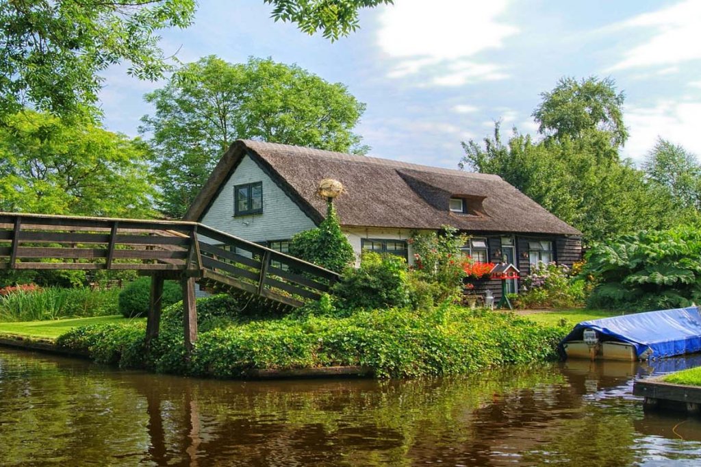 Best things to do in Giethoorn, Netherlands