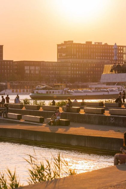 View of IJ Boulevard at golden hour