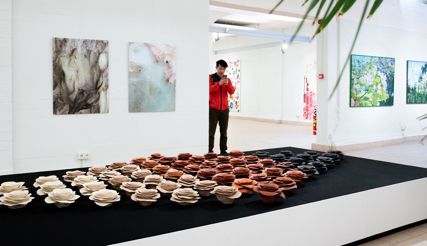 Flower Art Museum Flowers In Contemporary Art Holland Com Flower Art Museum Flowers In Contemporary Art Holland Com