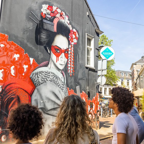 Art on a wall at the Ginnekenmarkt in Breda