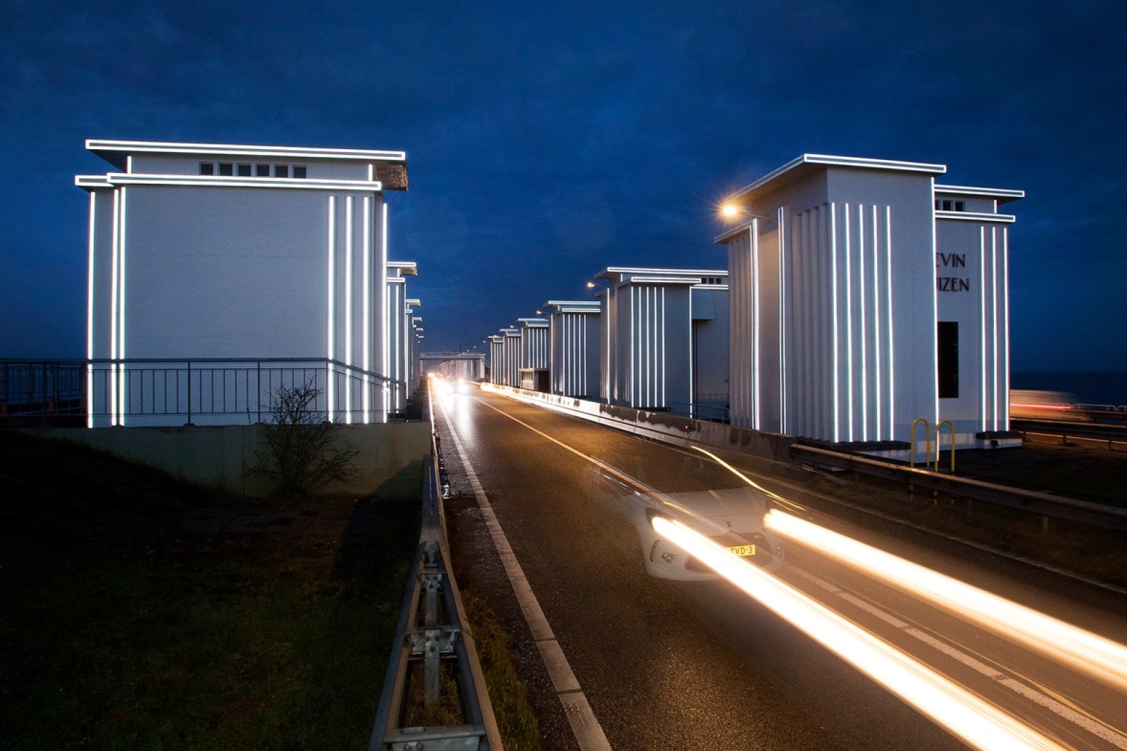  Art on the Afsluitdijk