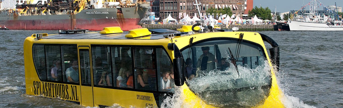 Splashtours Rotterdam yellow bus