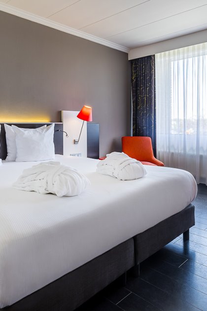 Postillion Hotel Utrecht - Bunnik hotel room