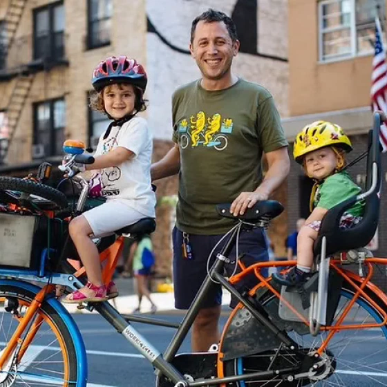 Doug Gordon with family