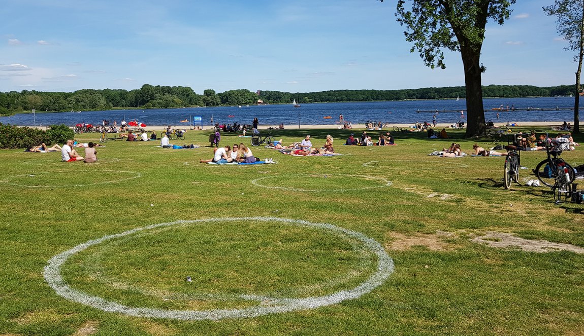 Kralingse park in Rotterdam with social distancing circles Kralingse park in Rotterdam with social distancing circles