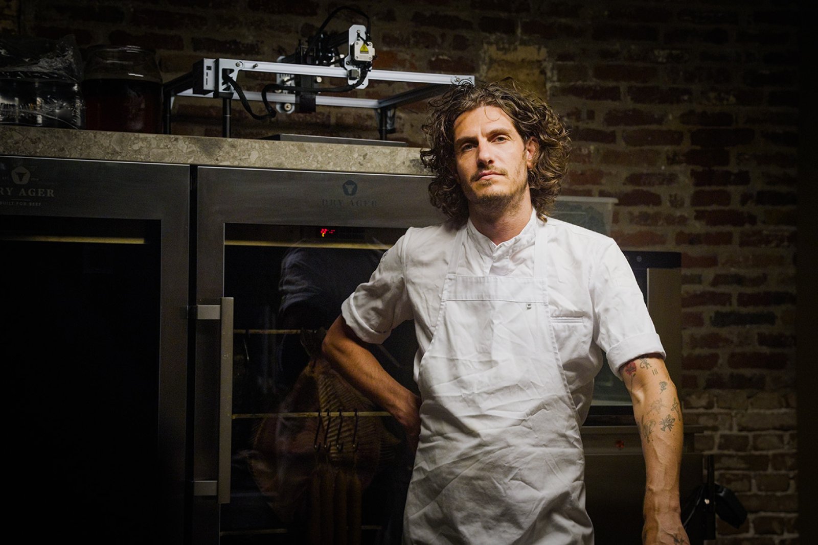 Head chef Michael van der Kroft of restaurant Tres in Rotterdam