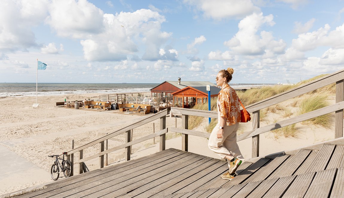 Visit beach Kijkduin The Hague