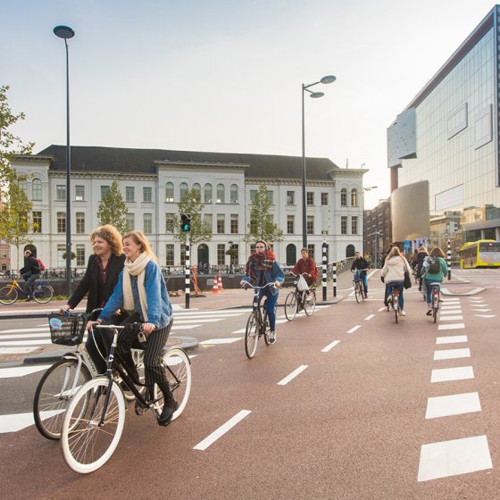 Cyclists crossing at Tivoli Vredenburg