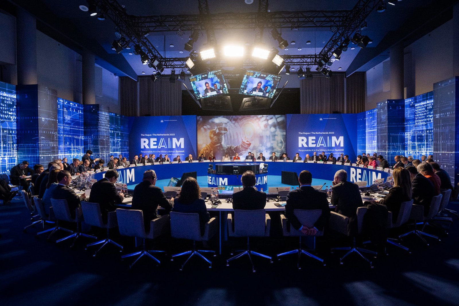 REAIM internationale top over kunstmatige intelligentie at World Forum