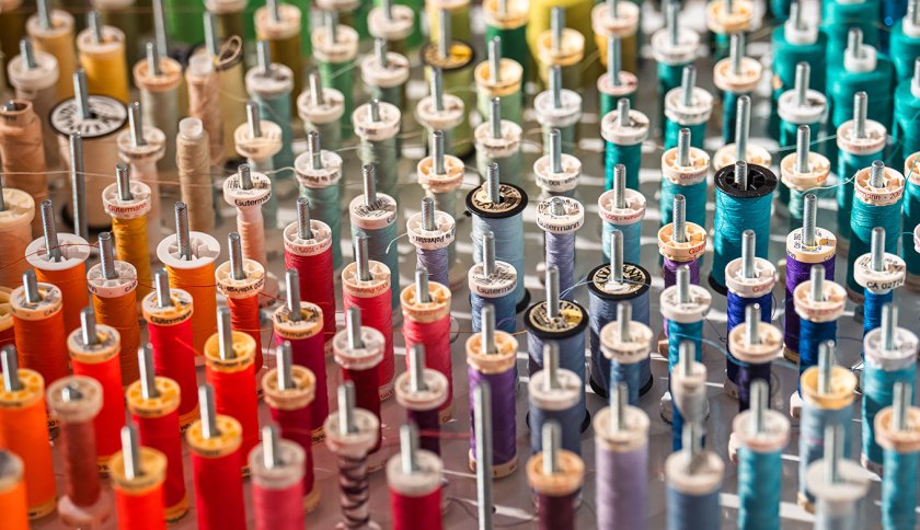 Coloured yarn at Begane Grond Arnhem