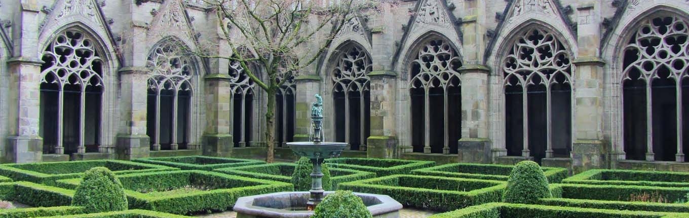 Pandhof Dom in Utrecht Pandhof Dom in Utrecht