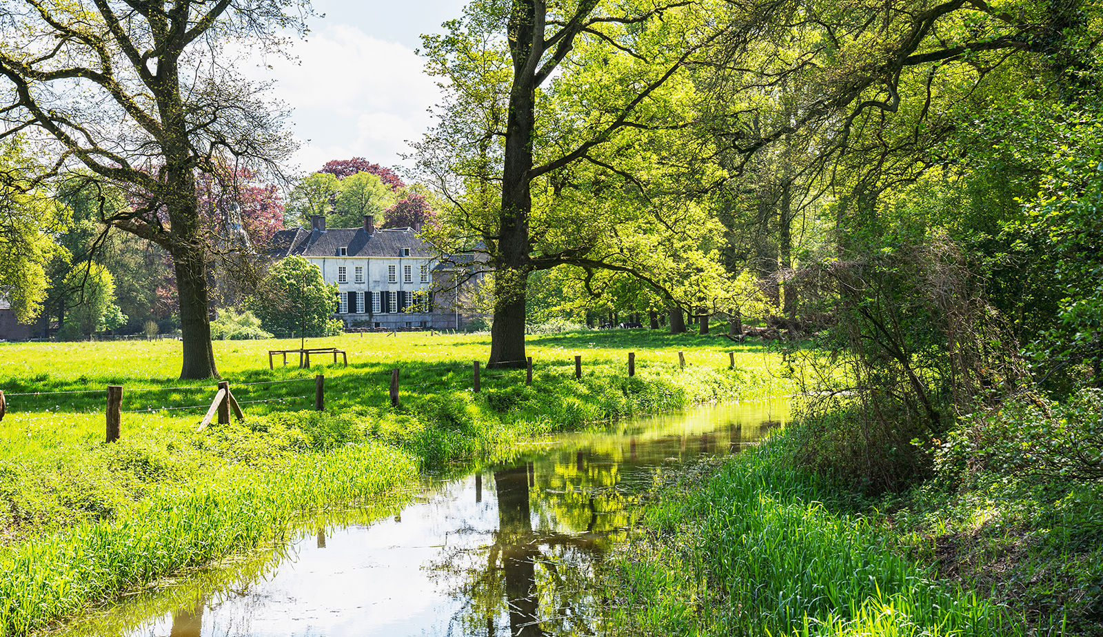 Kasteel Hackfort onderdeel Achtkastelenroute Kasteel Hackfort onderdeel Achtkastelenroute