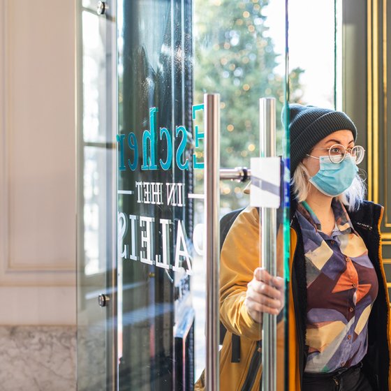 Visitors wearing face mask during pandemic