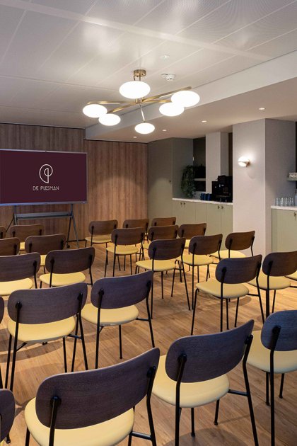 Hotel Plesman the Hague theater setup