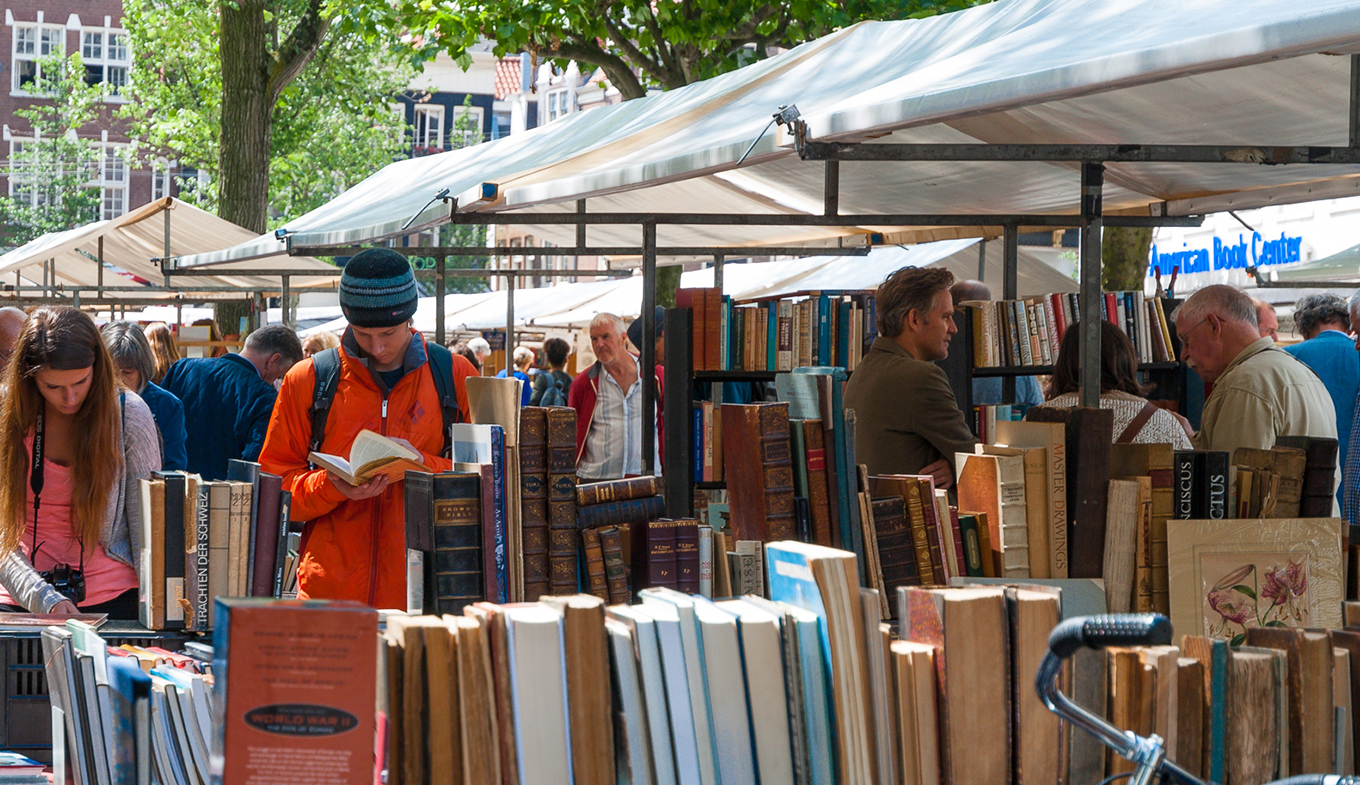 Kunst- en boekenmarkten op het Spui - Holland.com