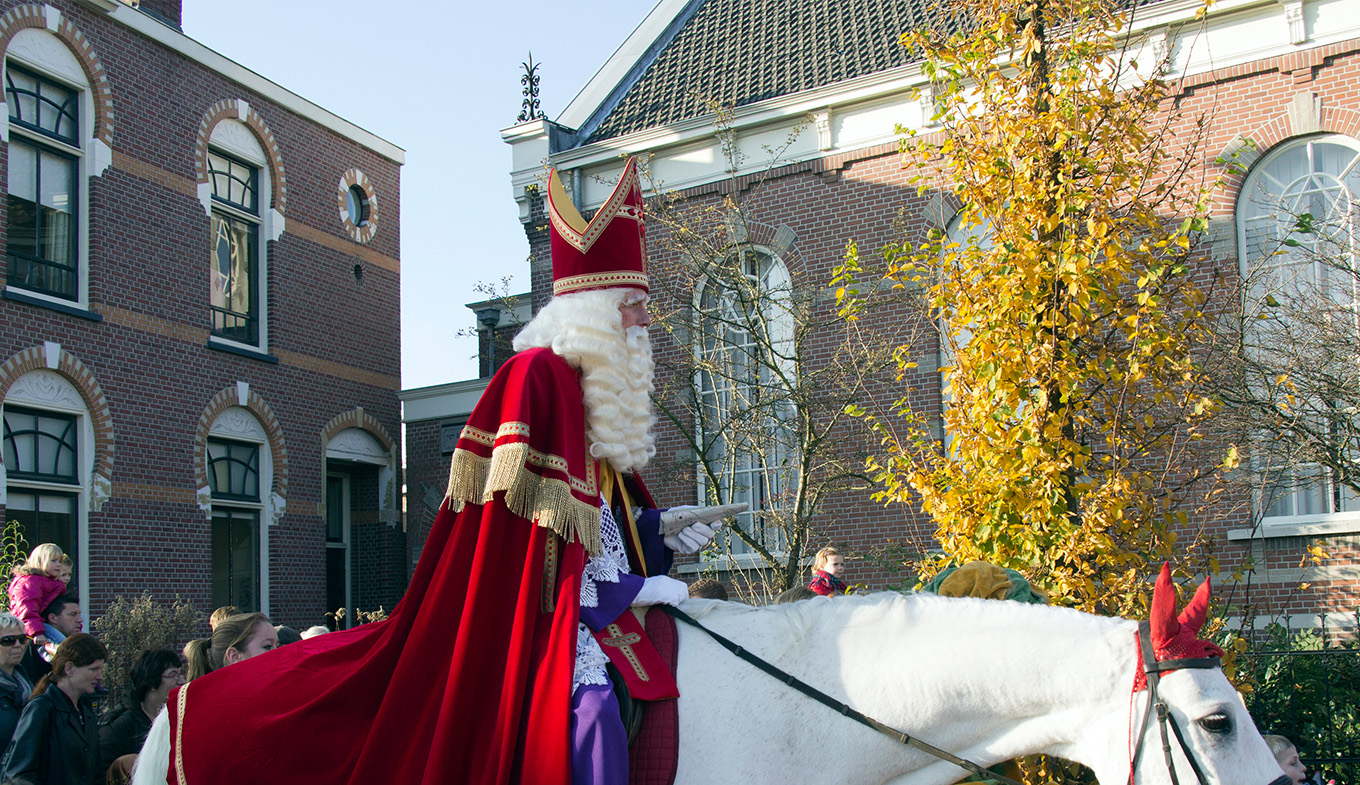 Beste Celebrating Sinterklaas in Holland - Dutch traditions - Holland.com JQ-01