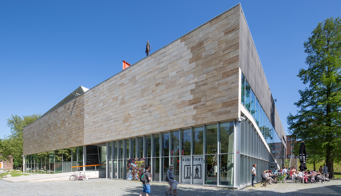 Kunsthal Rotterdam sideview 