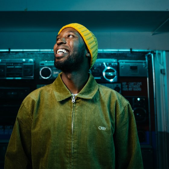 Portraitphoto Elten Kiene backdrop with radios