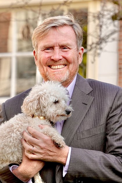 King Willem with dog Mambo