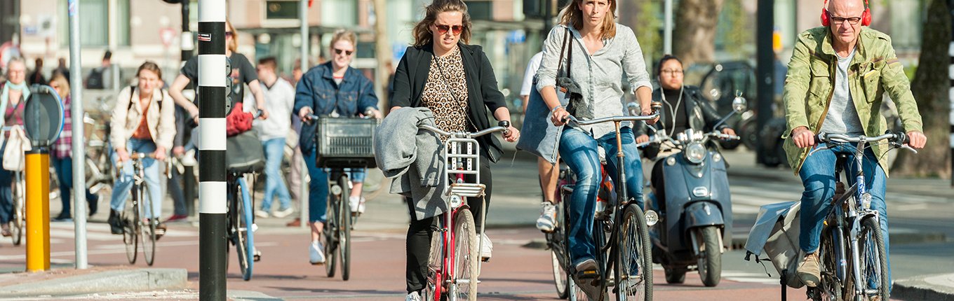 Cyclists in the city Cyclists in the city