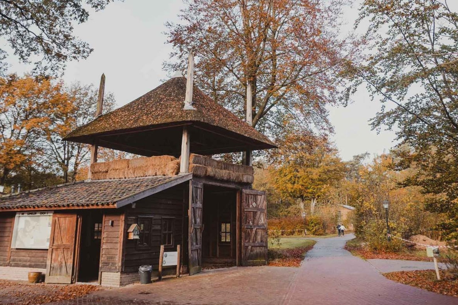 Yannick Play tower and hayloft at Boscafe De Lemeler Esch