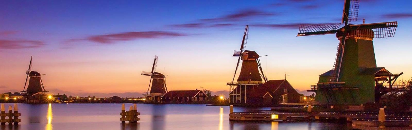https://www.holland.com/upload_mm/9/d/1/78149_fullimage_windmills_1360x430_0.jpg