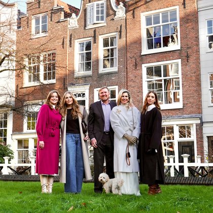 King Willem-Alexander with his family