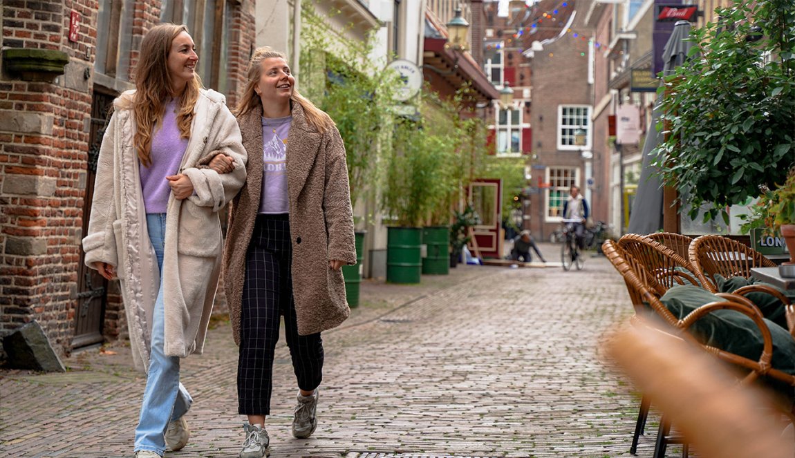 Ladies enjoy downtown Amersfoort