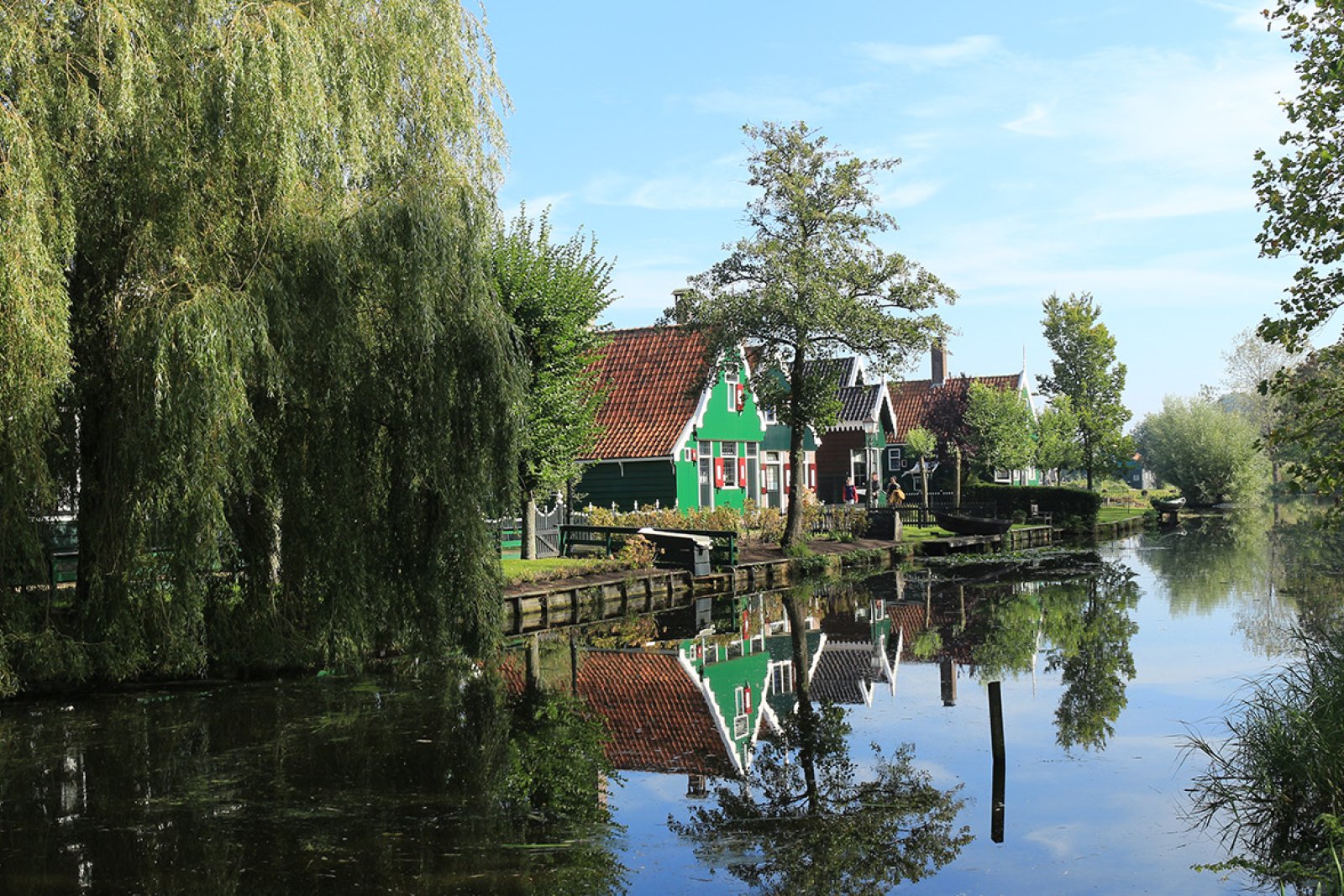 Zaanstreek waterfront cottage