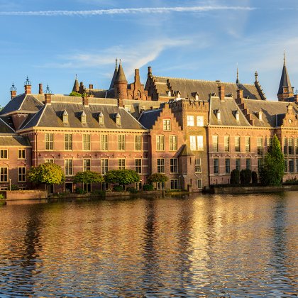 Binnenhof & Buitenhof and Museum Mauritshuis in The Hague 