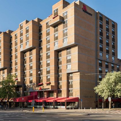 Front view of the Amsterdam Marriott Hotel
