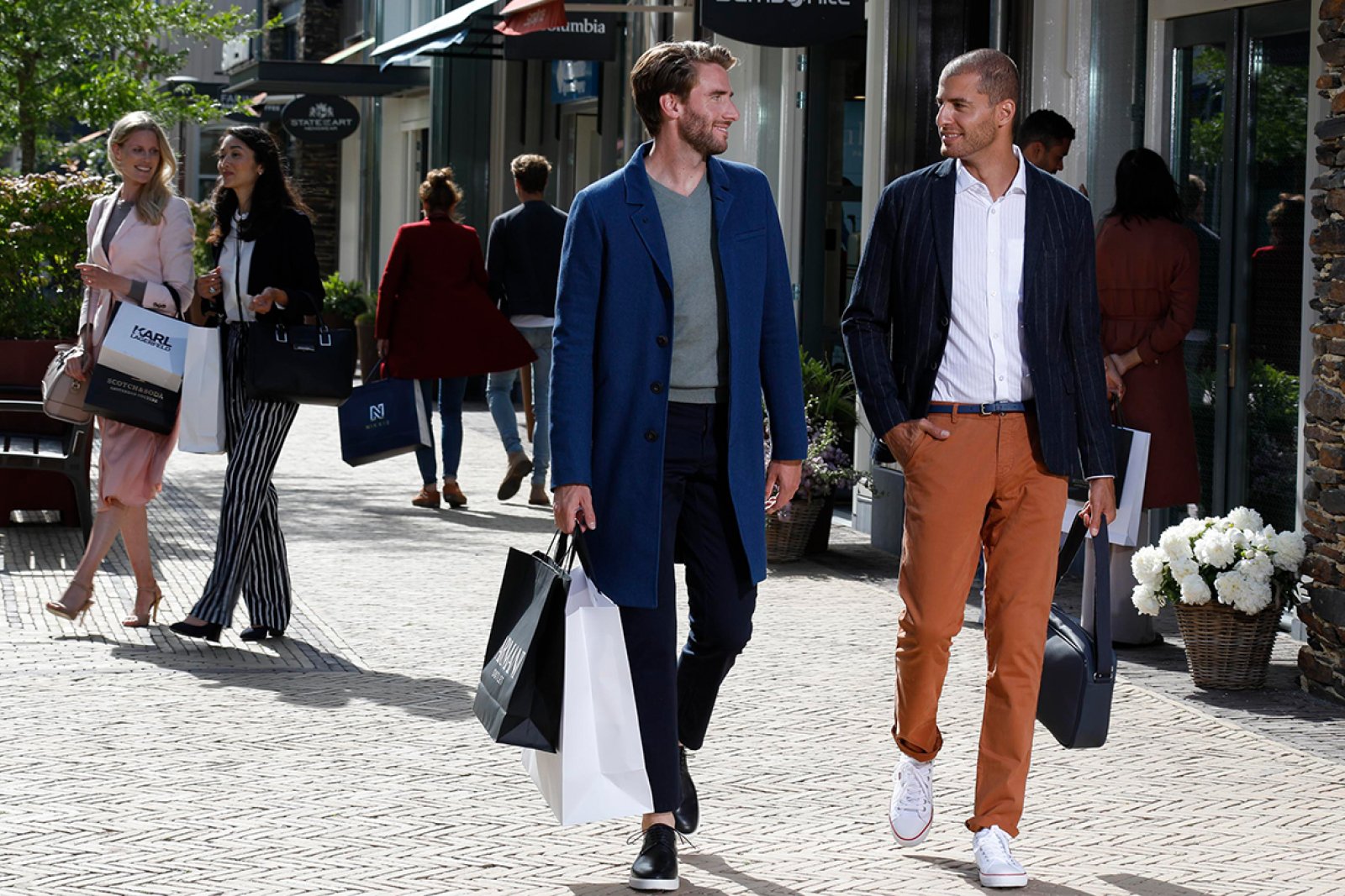 Bataviastad men shopping