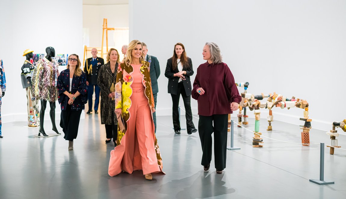 Opening DDW Koningin Maxima in Van Abbe Museum tentoonstelling Bridging Mind