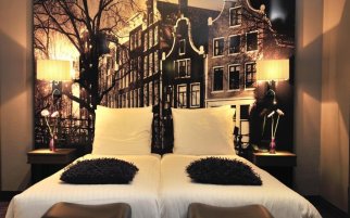 Where to sleep in Amsterdam