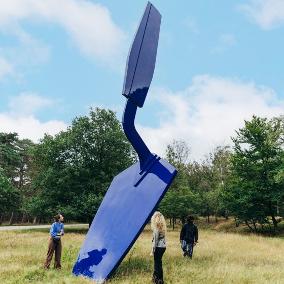 Sculpture Garden Kr&ouml;ller-M&uuml;ller: Claes Oldenburg&rsquo;s trowel