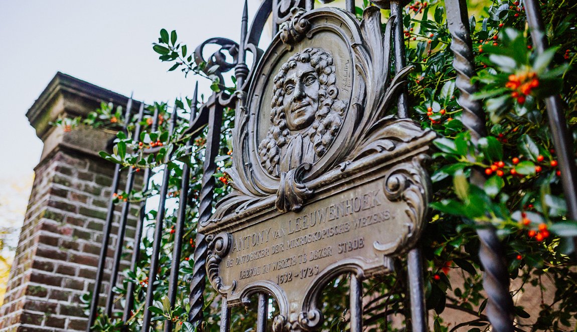 Delft Oude Delft fencing portrait Antoni van Leeuwenhoek