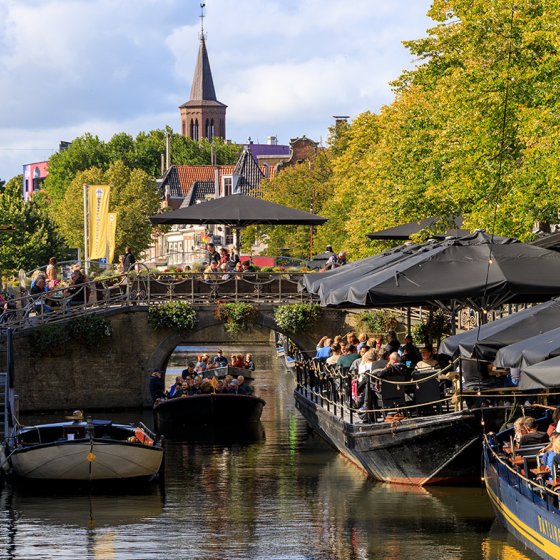 Cosy Leeuwarden city centre around the water